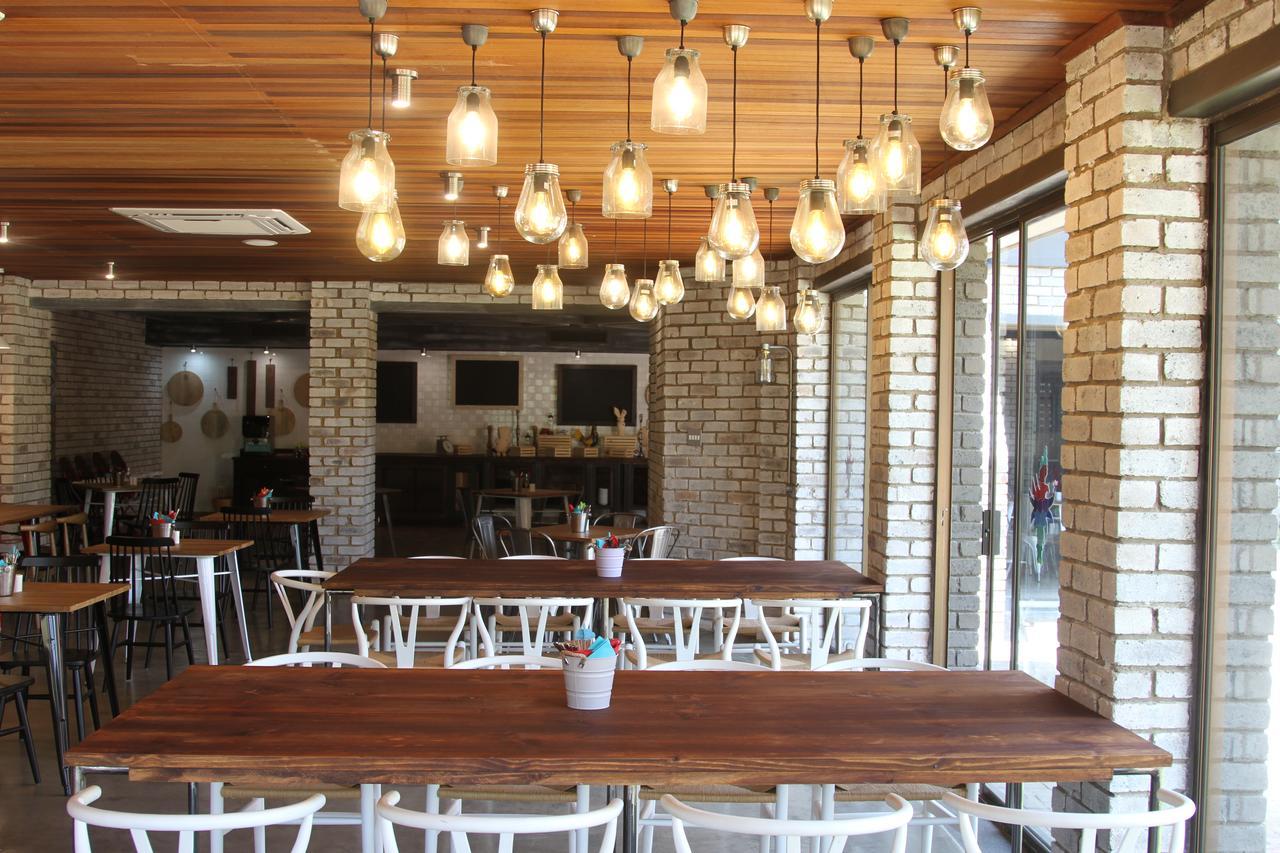 26° South Bush Boho Hotel Muldersdrift Buitenkant foto
